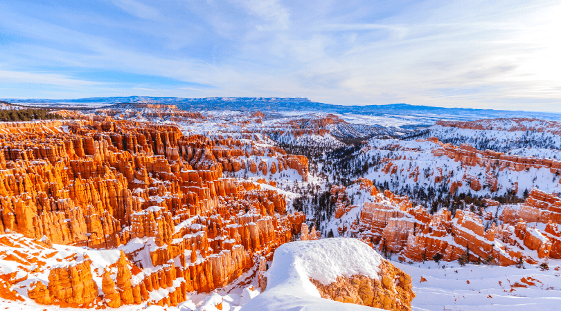 airplane tour over bryce canyon in winter