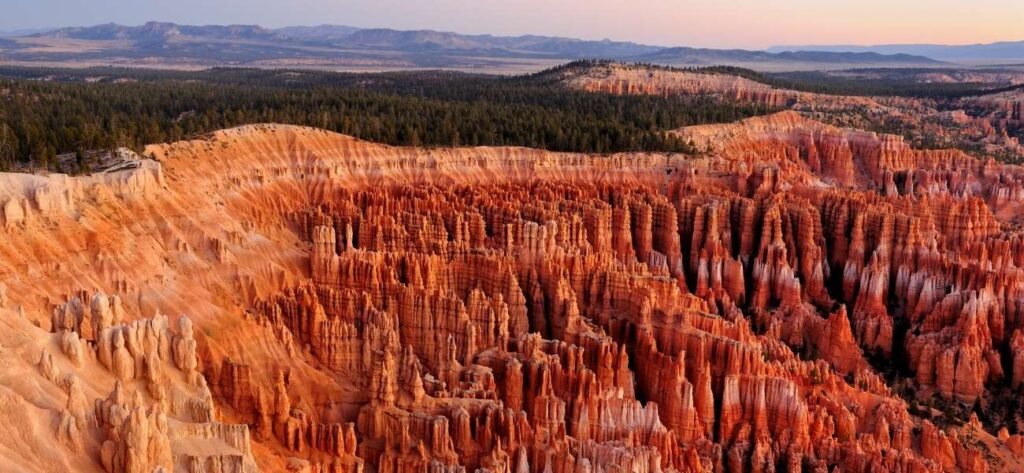 glowing red rocks of bryce canyon
