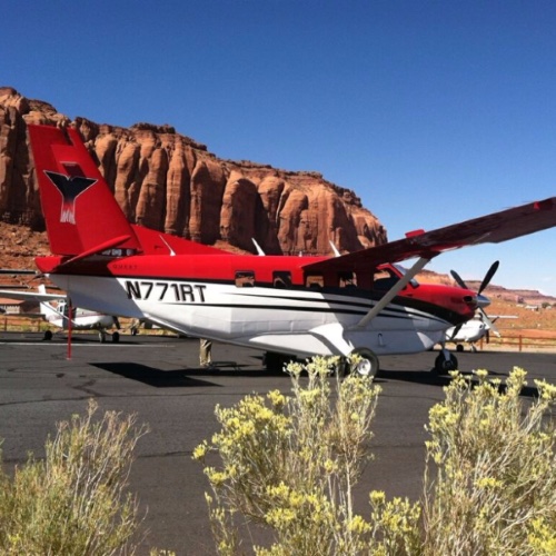 monument valley airplane tour