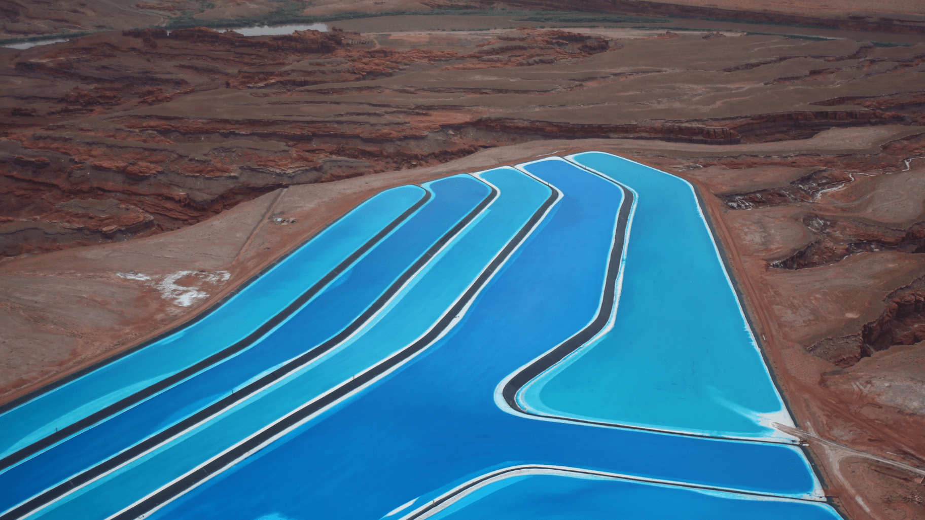 aerial views of potash from a helicopter tour