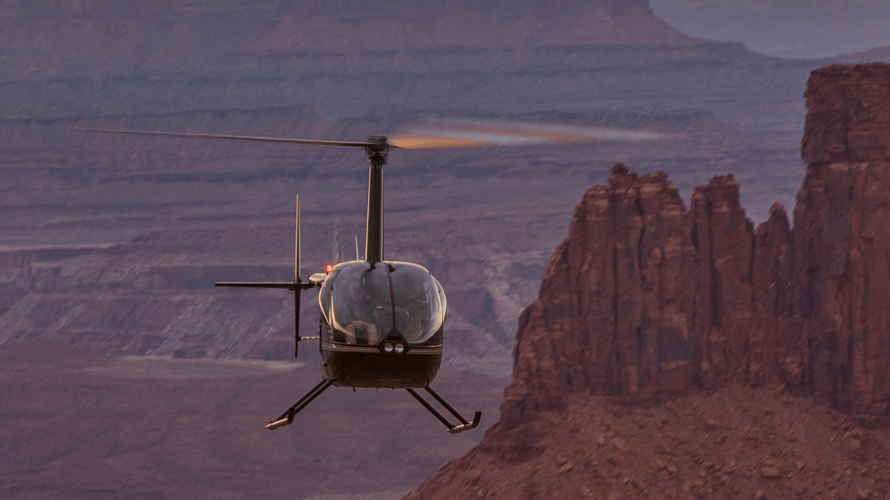 pinnacles helicopter tour